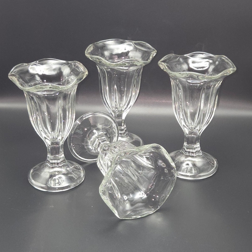 Vintage Clear Glass Tulip Sundae Parfait Dishes Ruffled Rim Pedestal Set of 4